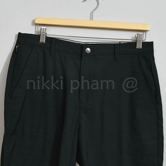 NWT Kirkland Signature Men's Performance Short in black - Picture 3 of 6